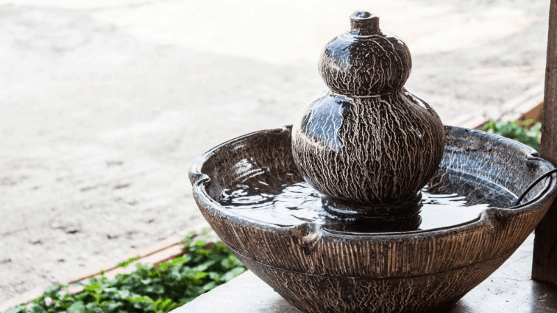 Embrace Simplicity - Outdoor Wall Fountain Ideas