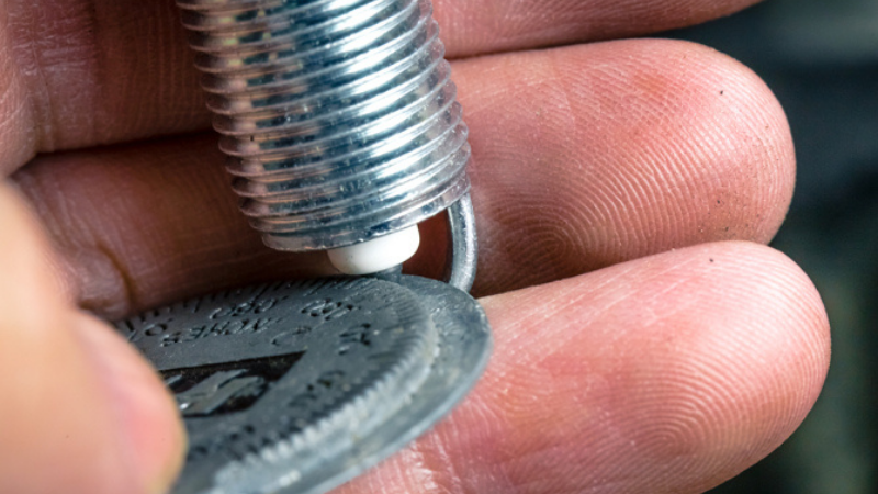 Why Does My Lawnmower Stop Running When It Gets Hot - Incorrect Gap In The Spark Plug