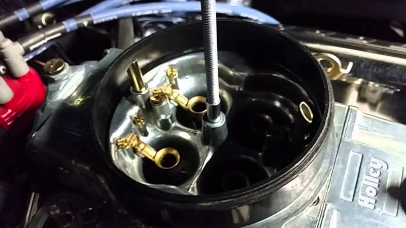 Why Is Gas Coming Out Of My Carburetor - Get Your Carburetor Float Unstuck